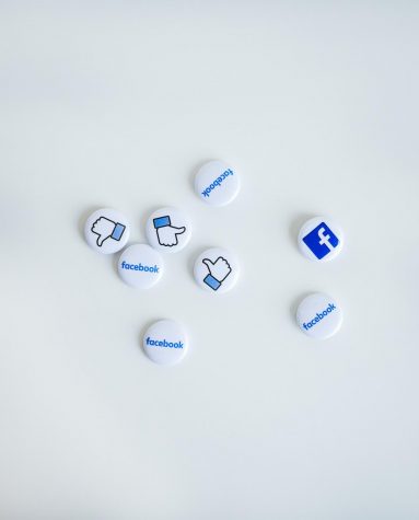 social media emblems