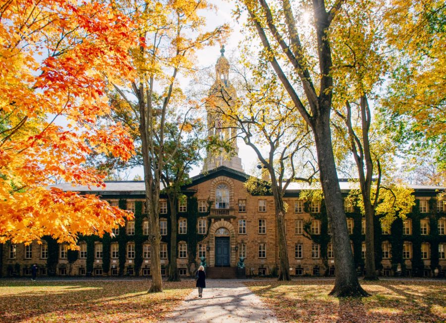 College+campus+in+fall