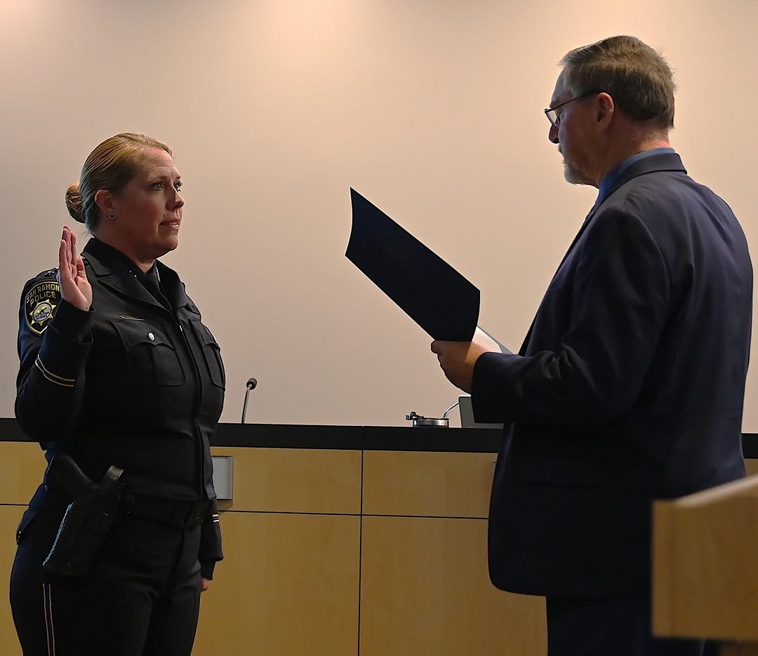 San Ramon Mayor Mark Armstrong swears in new Police Chief Becky Chestnut. She is the city’s first woman police chief. (Photo courtesy of the San Ramon Police Department)
